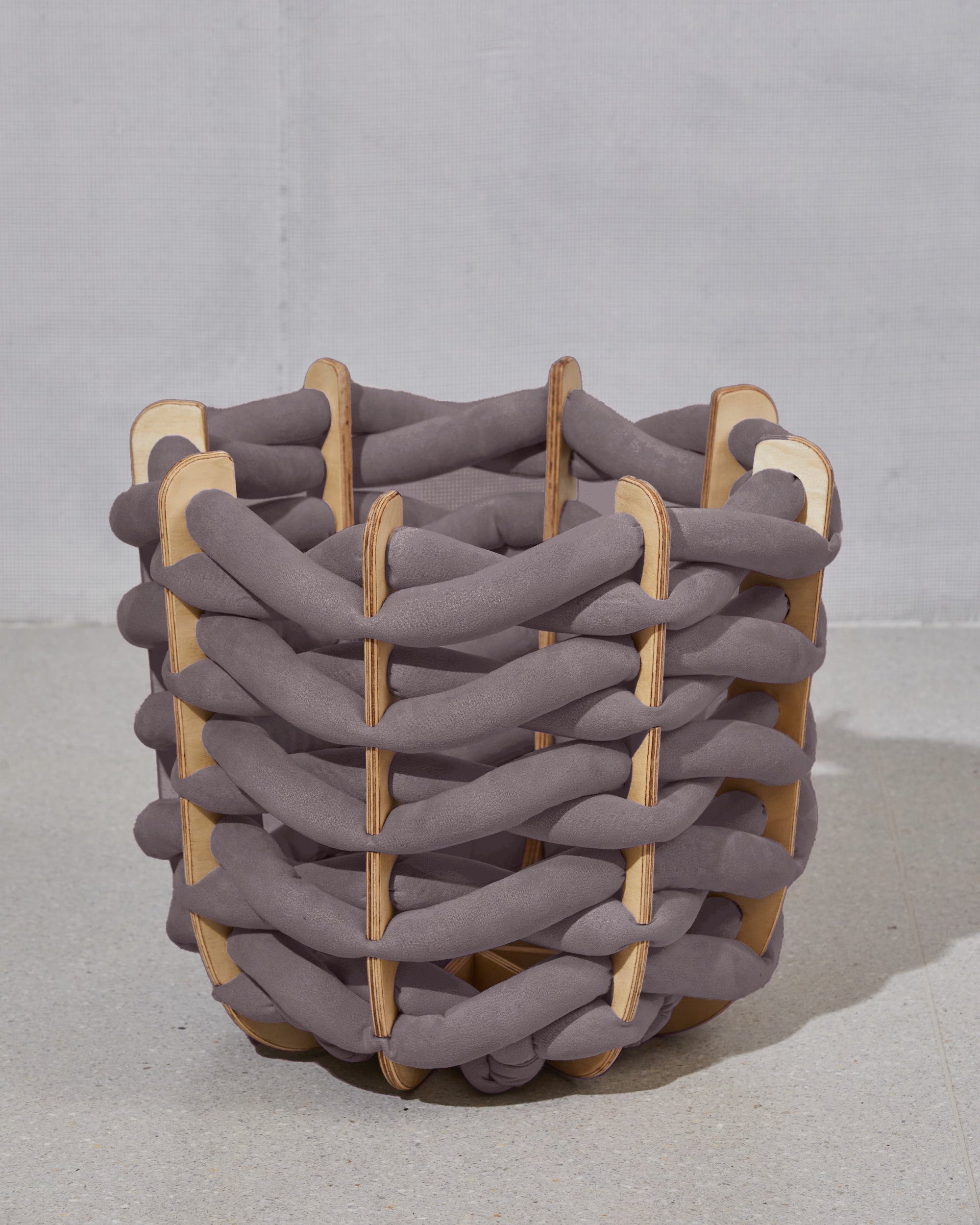 (L) Hull Basket in Graphite Ultra suede