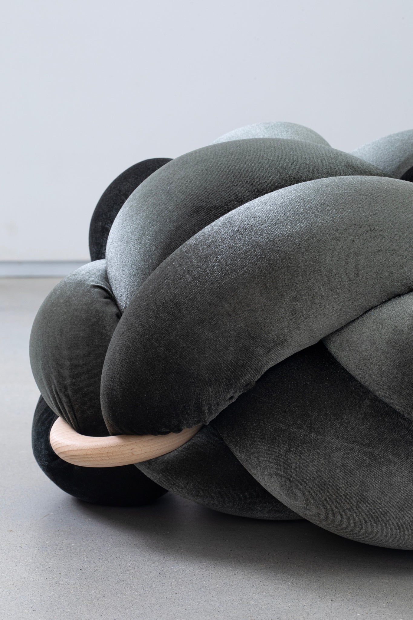 (L) Olive Green Velvet Knot Floor Cushion
